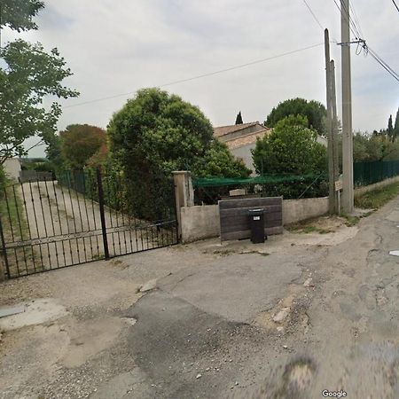 Studio Independant Avec Parking Ferme Et Securise Lédenon Екстериор снимка